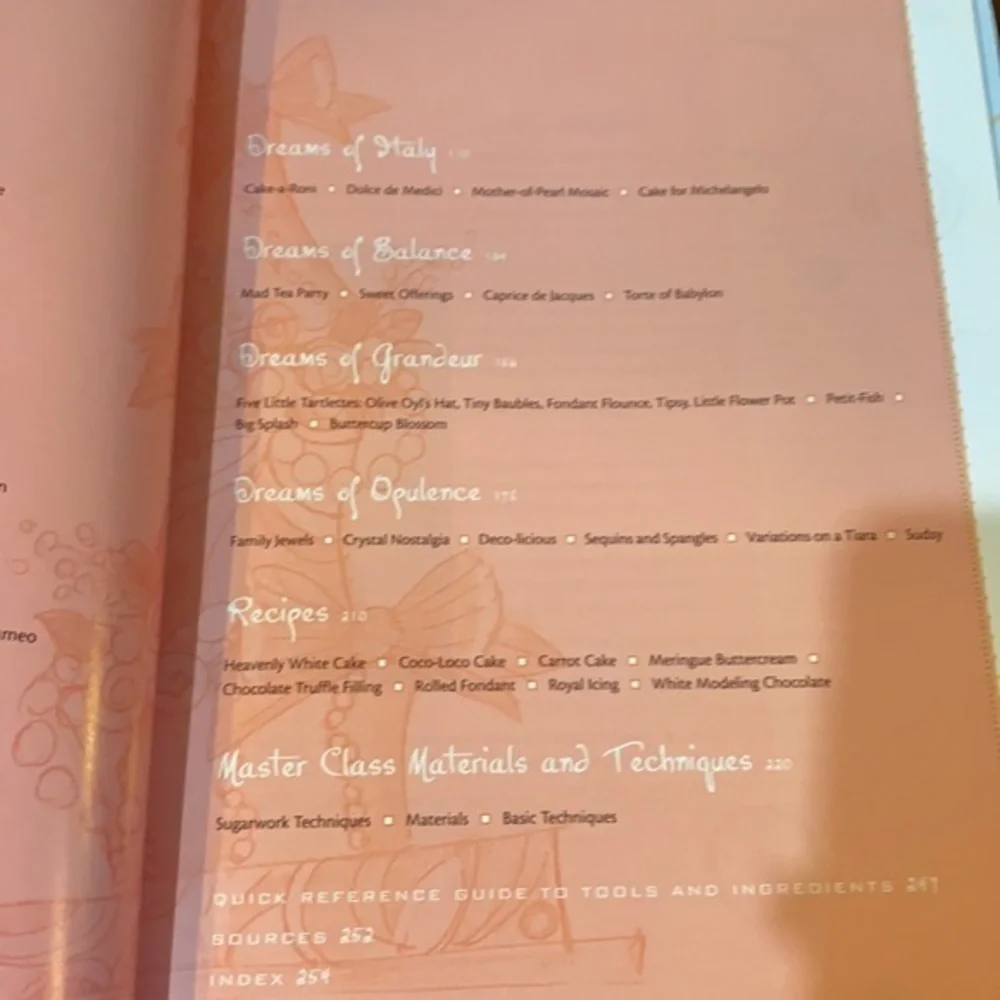 Cakes to Dream On: A Master Class in Decorating book‎ cake cookbook